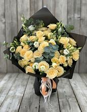 Букет цветов из:  Розы и Лизиантусы в Козлово