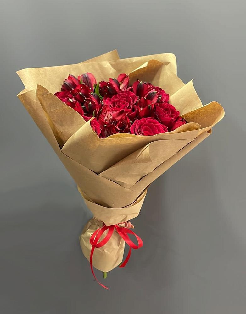 Букет цветов из: Альстромерии и Розы в Козлово