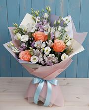 Букет цветов из:  Лизиантусы, Розы, Альстромерии и Гипсофила #REPLACE_PRED# Козлово