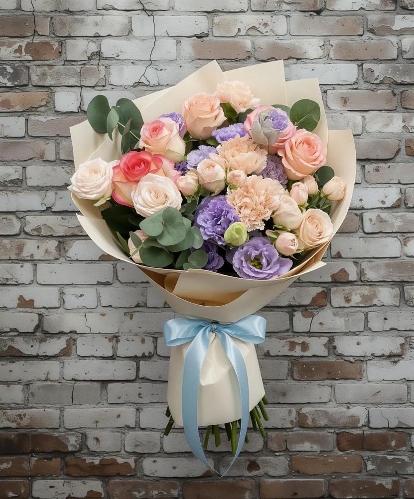 Букет цветов из: Розы, Лизиантусы и Гвоздики в Козлово