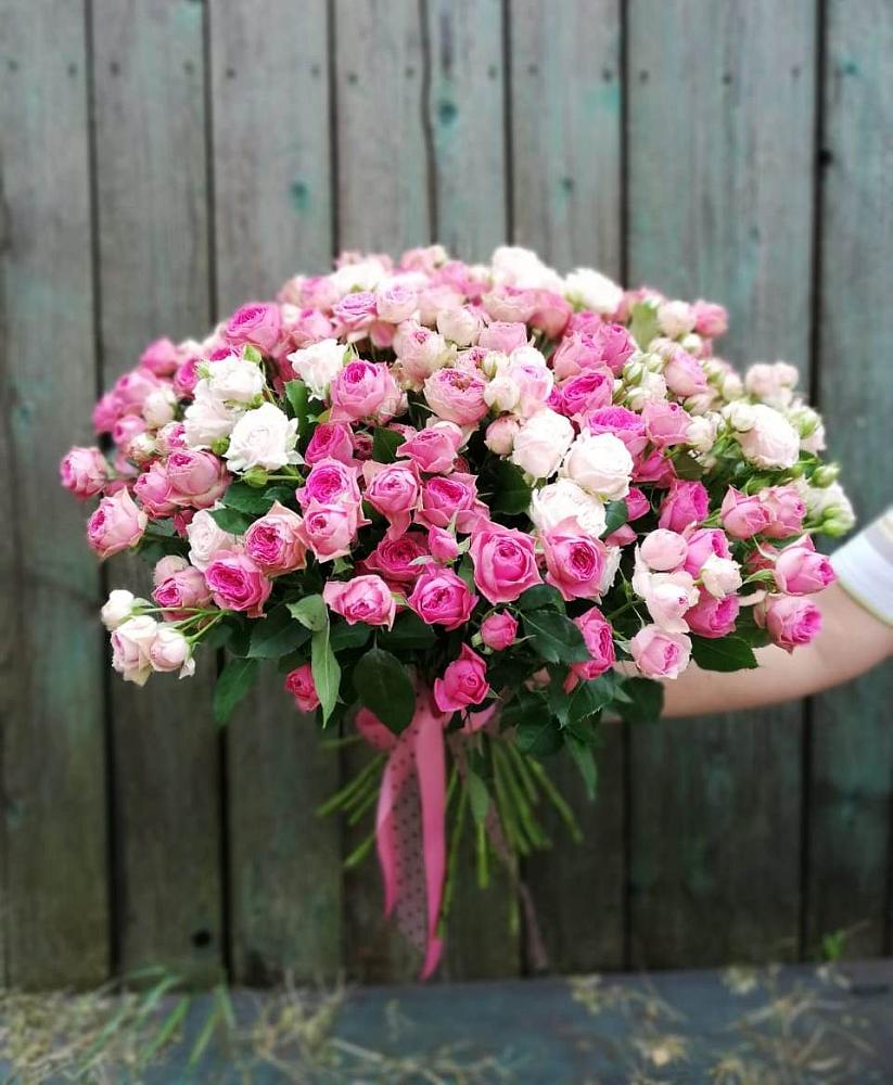 Букет Розовые кустовые розы Натали и Лав Лидия в Козлово