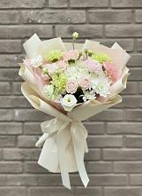 Букет цветов из:  Гвоздики, Розы, Лизиантусы и Хризантемы в Козлово