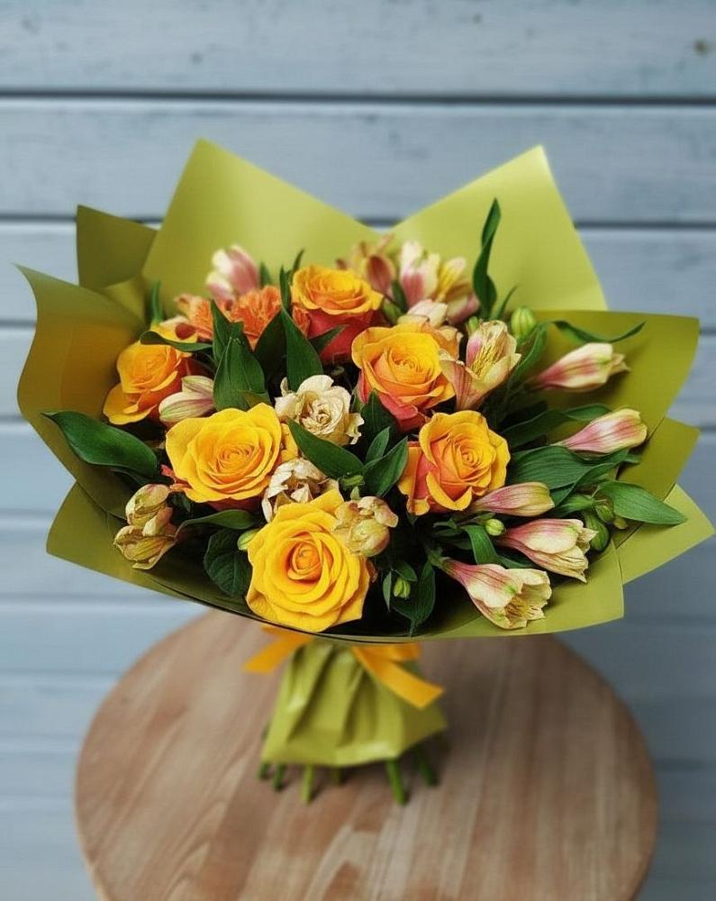 Букет цветов из: Альстромерии и Розы в Козлово
