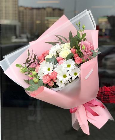 Букет цветов из: Розы, Лизиантусы и Хризантемы в Козлово
