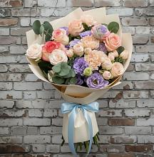 Букет цветов из:  Розы, Лизиантусы и Гвоздики #REPLACE_PRED# Козлово