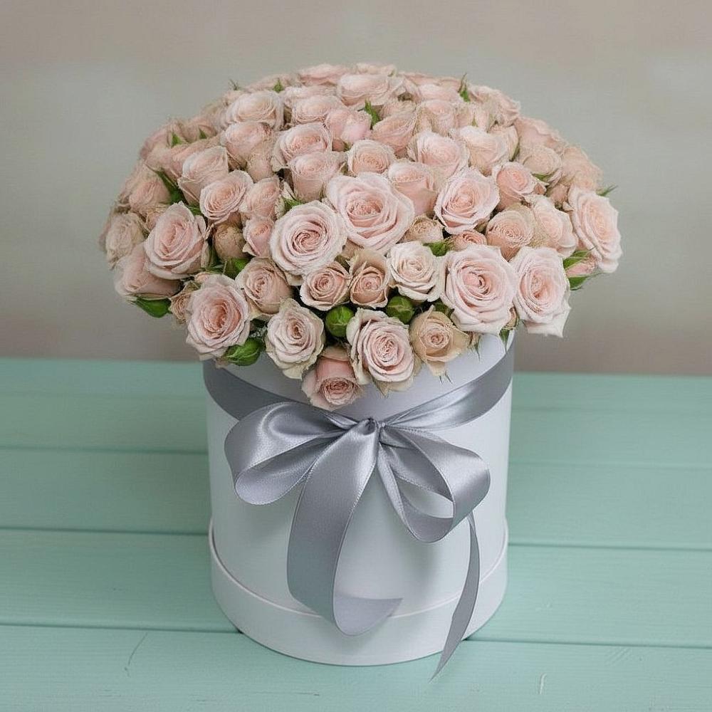 Цветочная композиция из Розы в шляпной коробке в Козлово